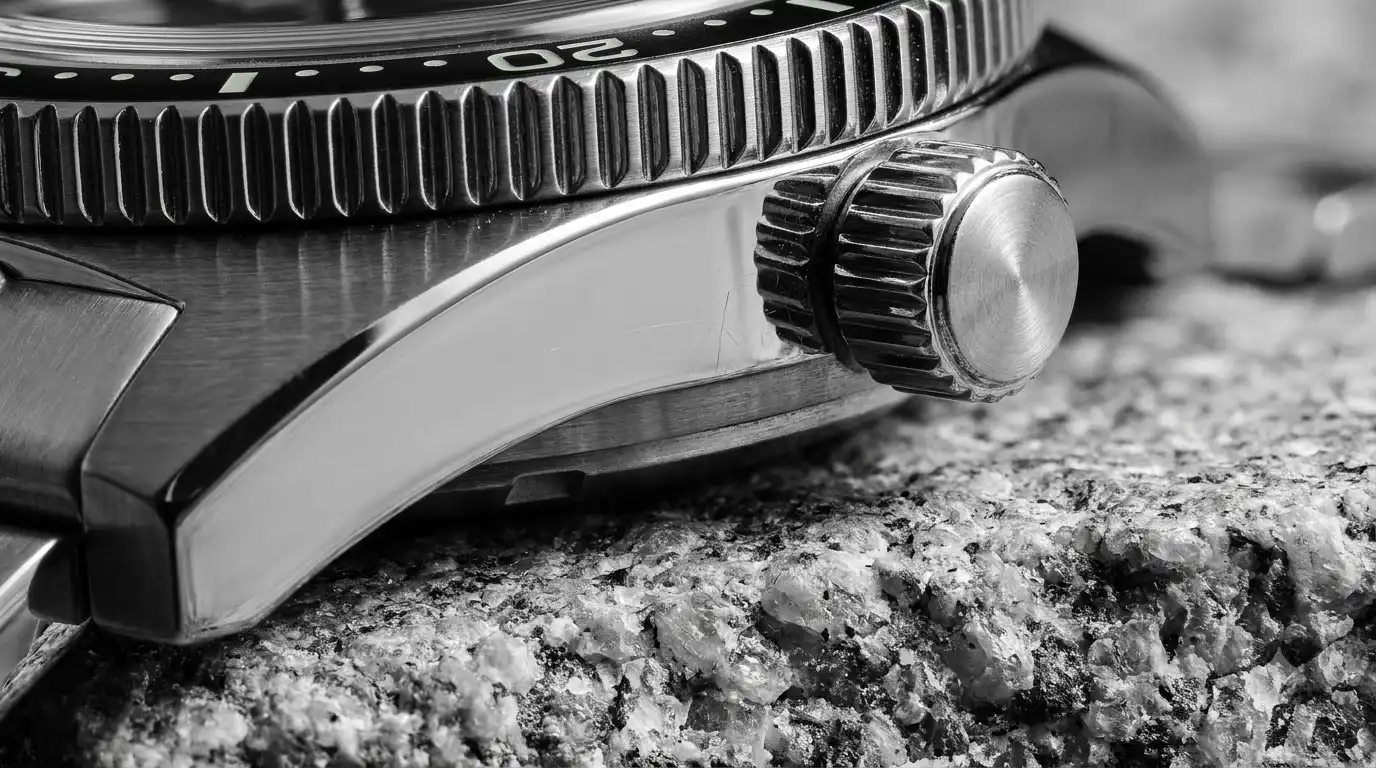 Screw-down crown and case side of an Ocean Crest watch